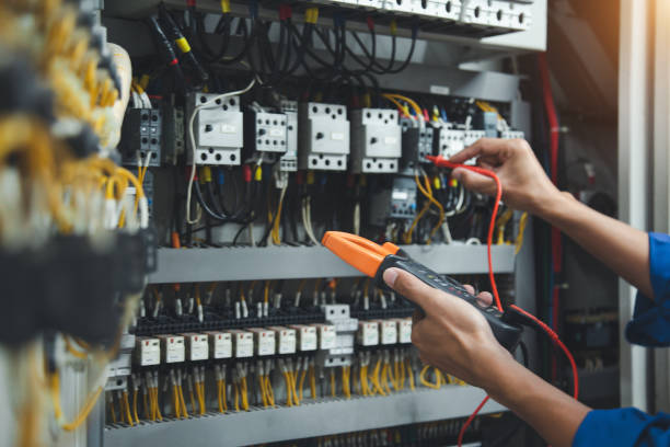 Best Electrical Troubleshooting Services  in Iowa City, IA